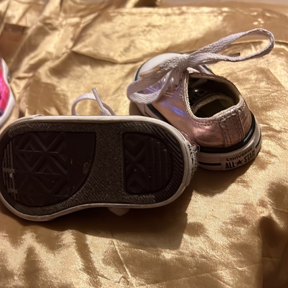 Convers - Picture 4 of 5